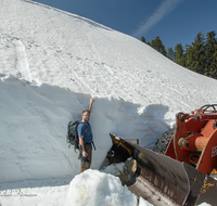 fileadmin/roha/images_galerie/orte_landschaft/Stoisser-Alm/TEI-STO-SCHN-0003-D-roha-Teisendorf-Anger-Stoisser-Alm-Schnee-Raeumen.png