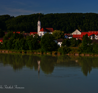 fileadmin/roha/images_galerie/orte_landschaft/Marktl_am_Inn/MARKTL-0001-3-D-roha-Marktl-am-Inn-Chiemgau-Papst-Benedikt-XVI.png