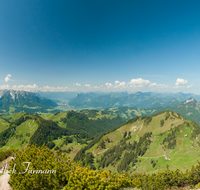 fileadmin/roha/images_galerie/orte_landschaft/Aschau/ASCHAU-SACHR-GEIGLST-0013-P-D-roha-Aschau-Sachrang-Geigelstein-Wilder-Kaiser-Zahmer-Kaiser.png