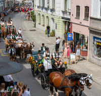 fileadmin/roha/images_galerie/orte_landschaft/Teisendorf/Gaufest-GauverbandI-Freitag14.-Sonntag23.Juli2023/BR-GAUFEST-TEIS-2023-3-1135-07-D-roha--Tracht-Gaufest-Teisendorf.png