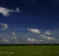 fileadmin/roha/images_galerie/orte_landschaft/Fridolfing/FRID-PIETL-0010-D-roha-Fridolfing-Pietling-Kirche.png