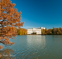 fileadmin/roha/images_galerie/orte_landschaft/Salzburg/Leopoldskron/SA-LEOPOLDS-0006-D-roha-Salzburg-Leopoldskron-Festung-Weiher-Herbst.png