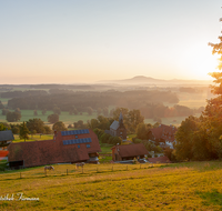 fileadmin/roha/images_galerie/stimmung-Sonne/Sonnenaufgang/SO-AU-ANG-VACH-0013-0-08-D-roha-Sonnenaufgang-Anger-Vachenlueg-Strass-Ainring-Surtal-Haunsberg.png