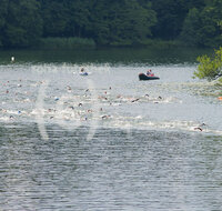 fileadmin/roha/images_galerie/Freizeit-Sport/Triathlon_und_Lauf/SPO-TRIATH-ANG-0005-2010-1602-D-roha-Sport-Triathlon-Anger-Schwimmen-Hoeglwoerth-See.jpg