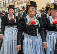 fileadmin/roha/Gautrachtenfest/Bilderglalerie/Gaufest-2023/Festsonntag/BR-GAUFEST-TEIS-2023-3-1156-17-D-roha-Tracht-Gaufest-Teisendorf.png