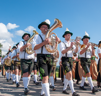 fileadmin/roha/images_galerie/orte_landschaft/Teisendorf/Weildorf/Weildorf-Trachtenfest/BR-TRACHT-FEST-WEIL-18062017-0931-03-D-roha-Brauchtum-Trachtenfest-Weildorf-Surheim.png