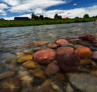 fileadmin/roha/images_galerie/orte_landschaft/Laufen/WAS-SALZ-LAUF-0010-D-roha-Wasser-Salzach-Laufen-Steine.png