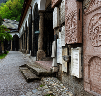 fileadmin/roha/images_galerie/orte_landschaft/Salzburg/St-Peter-Katakomben/SA-STPETER-FRIED-0013-20-D-roha-Salzburg-Friedhof-St-Peter-Grab-Katakomben.png