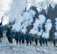 fileadmin/roha/images_galerie/brauchtum/Weihnachten-Boeller/BR-WEIH-BOELL-PID-0002-D-roha-Brauchtum-Weihnachten-Boeller-Schuetze-Piding.png