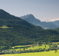 fileadmin/roha/images_galerie/orte_landschaft/Schleching/SCHLECH-MUEHLAU-0002-D-roha-Schleching-Muehlau-Panorama.png