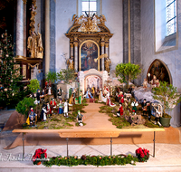 fileadmin/roha/images_galerie/orte_landschaft/Laufen/BR-WEIH-KRI-LAUF-0016-D-roha-Brauchtum-Weihnachten-Barock-Krippe-Laufen-Stiftskirche.png