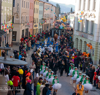 fileadmin/roha/images_galerie/brauchtum/Fasching/BR-FASCHI-MA-2013-0013-D-roha-Brauchtum-Fasching-Teisendorf-Marktstrasse-Garde.png