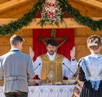 fileadmin/roha/images_galerie/orte_landschaft/Ainring/Trachtenfest/BR-FEST-FELDK-TRACH-2019-08-18-1033-D-roha-Brauchtum-Fest-Feldkirchen-Trachtenverein-Ainring.png