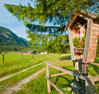 fileadmin/roha/images_galerie/kirche_religion/Rupolding/KKKM-RUH-LOEDS-0003-D-roha-Wegkreuz-Ruhpolding-Loedensee-Alm-Weg.png