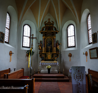 fileadmin/roha/images_galerie/kirche_religion/Saaldorf/KKKM-SAALD-STEINBR-0037-D-roha-Kirche-Saaldorf-Sillersdorf..png