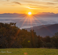 fileadmin/roha/images_galerie/stimmung-Sonne/Sonnenaufgang/SO-AU-HOCHH-2-0658-01-D-roha-Sonnenaufgang-Hochhorn-Stimmung-Rupertiwinkel.png