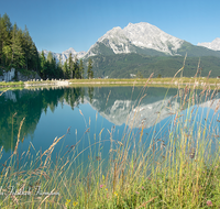 fileadmin/roha/images_galerie/orte_landschaft/Berchtesgaden/Jenner-Schoenau/BGD-JENN-TEICH-0004-D-roha-Berchtesgaden-Jenner-Teich-Watzmann.png