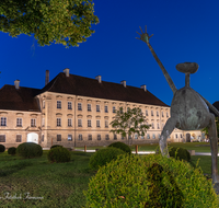 fileadmin/roha/images_galerie/orte_landschaft/Burghausen/BURGH-RAITH-NA-0003-D-roha-Burghausen-Raitenhaslach-Kloster-Kirche-Nacht.png