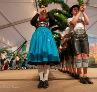 fileadmin/roha/images_galerie/orte_landschaft/Teisendorf/Gaufest-GauverbandI-Freitag14.-Sonntag23.Juli2023/BR-GAUFEST-TEIS-2023-2-2118-1-D-roha-Tracht-Gaufest-Teisendorf.png