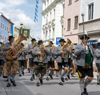 fileadmin/roha/images_galerie/orte_landschaft/Teisendorf/Gaufest-GauverbandI-Freitag14.-Sonntag23.Juli2023/BR-GAUFEST-TEIS-2023-3-1135-03-D-roha-Tracht-Gaufest-Teisendorf.png