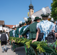 fileadmin/roha/images_galerie/brauchtum/Leonhardiritt/Holzhausen_01/Holzhausen-Ritt-2023/BR-PFRI-HOLZ-2023-1021-03-D-roha-Brauchtum-Leonhardiritt-Holzhausen-Teisendorf..png