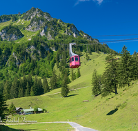 fileadmin/roha/images_galerie/orte_landschaft/Bergen/BERG-HOCHF-BAHN-0007-D-roha-Bergen-Hochfelln-Bergbahn-Gondel-Gipfel.png