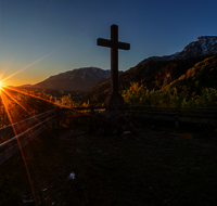 fileadmin/roha/images_galerie/orte_landschaft/Bad_Reichenhall/BAD-REI-PANK-SO-AU-1-0609-M-D-roha-Bad-Reichenhall-Pankraz-Sonnenaufgang.png