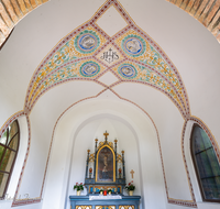 fileadmin/roha/images_galerie/kirche_religion/Freilassing/KKKM-FREIL-HAFN-0015-D-roha-Kirche-Freilassing-Hafnerkapelle.png