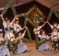 fileadmin/roha/Gautrachtenfest/Bilderglalerie/Teisendorf-Trachtenverein-1997-Fest-0209-2.png