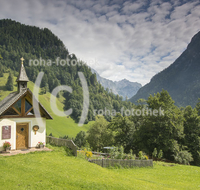 fileadmin/roha/images_galerie/orte_landschaft/Lofer-Kirchental-Wildenthal-Unken/LOFER-WEISSB-WANDBK-0002-D-roha-Lofer-Weissbach-Wandbauer-Kapelle.jpg