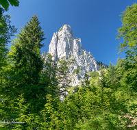 fileadmin/roha/images_galerie/orte_landschaft/Ruhpolding/RUH-HOERNDL-0013-D-roha-Ruhpolding-Hoerndlwand-Gipfel.png