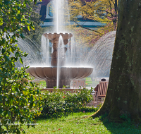 fileadmin/roha/images_galerie/orte_landschaft/Bad-Reich-Kurgarten-Beleuchtung/BAD-REI-KURGAR-0001-3-D-roha-Bad-Reichenhall-Kurgarten-Brunnen-Wasser.png