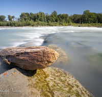 fileadmin/roha/images_galerie/orte_landschaft/Laufen/LAUF-SALZA-SOHL-0006-D-roha-Laufen-Salzach-Sohlschwelle-Schwemmholz.png