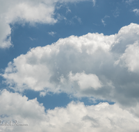 fileadmin/roha/images_galerie/Baum-natur-garten/Natur-Himmel-Nachthimmel/LANDS-HIM-0032-D-ADH-roha-Landschaft-Himmel-Wolken.png