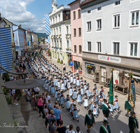 fileadmin/roha/images_galerie/orte_landschaft/Teisendorf/Gaufest-GauverbandI-Freitag14.-Sonntag23.Juli2023/BR-GAUFEST-TEIS-2023-3-1138-20-D-roha-Tracht-Gaufest-Teisendorf.png