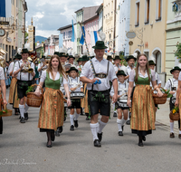 fileadmin/roha/images_galerie/orte_landschaft/Teisendorf/Gaufest-GauverbandI-Freitag14.-Sonntag23.Juli2023/BR-GAUFEST-TEIS-2023-3-1149-0-02-D-roha-Tracht-Gaufest-Teisendorf.png