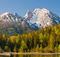 fileadmin/roha/images_galerie/orte_landschaft/Berchtesgaden/Ramsau/BGD-RA-TAUB-0008-D-roha-Berchtesgaden-Ramsau-Taubensee-Hochkalter.png