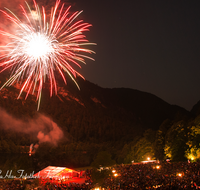 fileadmin/roha/images_galerie/musik/klassisch/MU-KL-PHIL-THUMS-0101-D-roha-Musik-klassisch-Philharmonie-Bad-Reichenhall-Thumsee-brennt.png