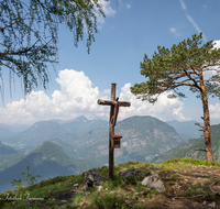 fileadmin/roha/images_galerie/orte_landschaft/Schneizlreuth/SCHNEIZL-ANTH-LATT-KR-0003-D-roha-Schneizlreuth-Anthaupten-Vogelspitz-Kreuz.png