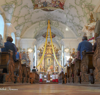 fileadmin/roha/images_galerie/kirche_religion/Anger/KKKM-ANG-HOEGLW-KI-PAT-0001-D-roha-Kirche-Anger-Hoeglwoerth-Messe.png