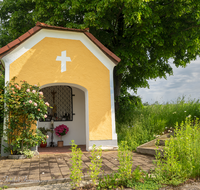 fileadmin/roha/images_galerie/kirche_religion/Laufen_-_Leobendorf/KKKM-LAUF-FRO-1-0001-D-M-roha-Kapelle-Laufen-Froschham.png