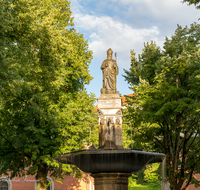 fileadmin/roha/images_galerie/orte_landschaft/Bad-Reichenhall-Saline/BAD-REI-SAL-RUP-0001-01-D-roha-Bad-Reichenhall-Rupertus-Brunnen-Alte-Saline-Wasser.png