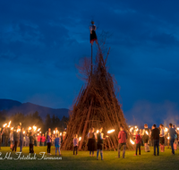 fileadmin/roha/images_galerie/brauchtum/Sonnwendfeuer/BR-SONNW-WEIL-0030-2018-2150-02-D-roha-Brauchtum-Sonnwend-Peters-Feuer-Weildorf-Teisendorf.png