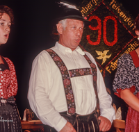 fileadmin/roha/Gautrachtenfest/Bilderglalerie/Teisendorf-Trachtenverein-1997-Fest-0145-3.png