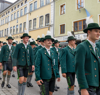 fileadmin/roha/Gautrachtenfest/Bilderglalerie/Gaufest-2023/Festsonntag/BR-GAUFEST-TEIS-2023-3-1157-02-D-roha-Tracht-Gaufest-Teisendorf.png