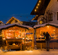 fileadmin/roha/images_galerie/brauchtum/Weihnachten/Christkindlmarkt-Anger/AN-WEI-0037-D-roha-Anger-Dorfplatz-Weihnachten-Winter-Schnee-Christkindlmarkt.png