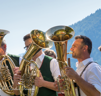 fileadmin/roha/images_galerie/musik/Blasmusik/Anger_-_Aufham/MU-BLA-AUF-STEIN-ALM-1105-01-D-roha-Musik-Blasmusik-Aufham-Steiner-Alm.png