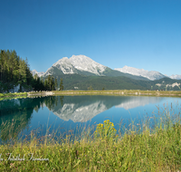 fileadmin/roha/images_galerie/orte_landschaft/Berchtesgaden/Jenner-Schoenau/BGD-JENN-TEICH-0001-D-roha-Berchtesgaden-Jenner-Teich-Watzmann.png