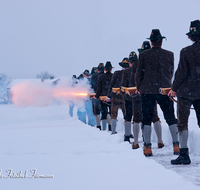 fileadmin/roha/images_galerie/brauchtum/Weihnachten-Boeller/BR-WEIH-BOELL-WEIL-EICH-0018-D-R-roha-Brauchtum-Weihnachten-Boeller-Schuetze-Weildorf-Eichham-Teisendorf.png