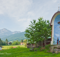 fileadmin/roha/images_galerie/kirche_religion/Anger/KKKM-ANG-HOCHKR-0004-D-roha-Wegkreuz-Kapelle-Anger-Hochkreuz.png